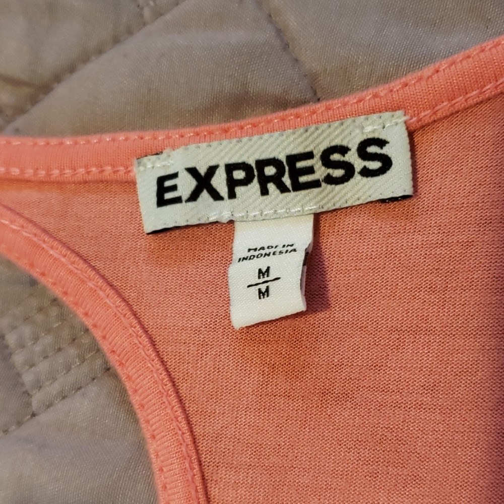 Express Top - Picture 5 of 5